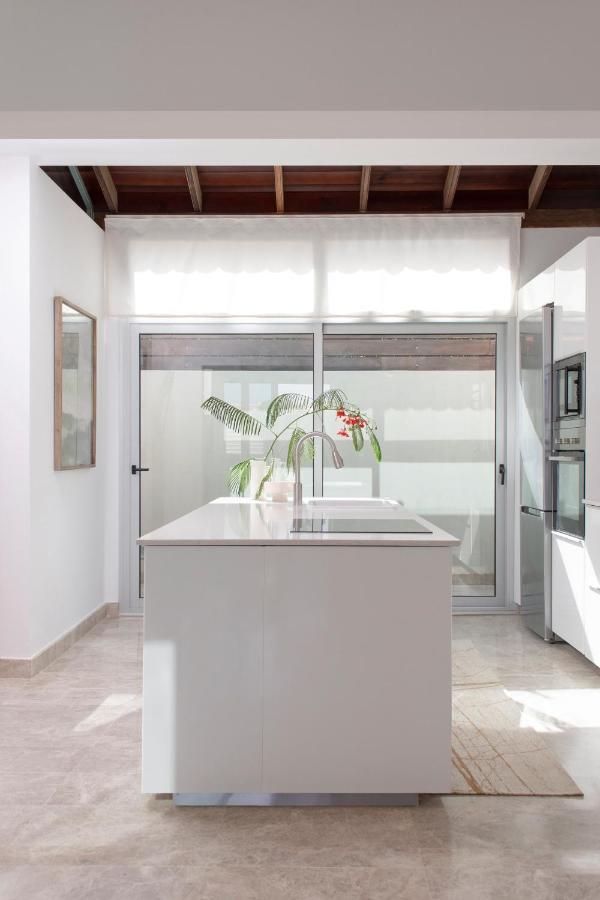 The Moss - Luxury Villa In Corralejo Near The Beach Экстерьер фото